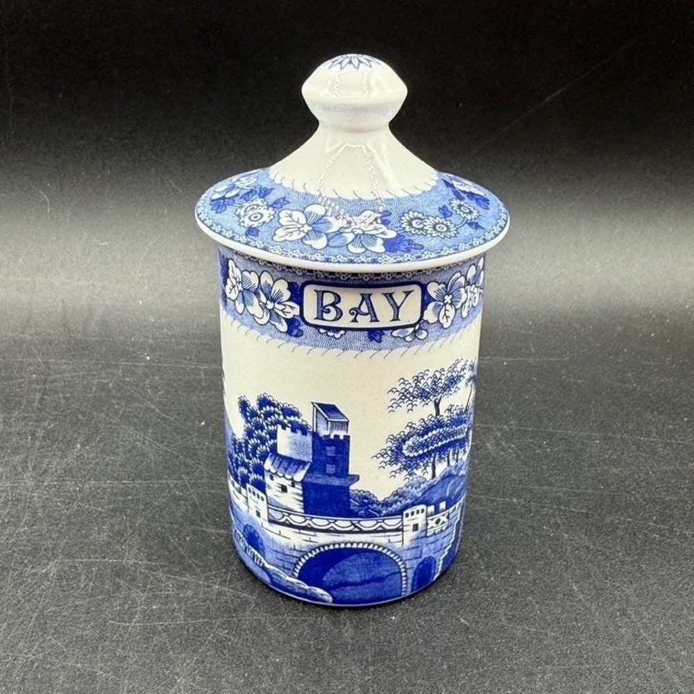 Spode Blue Room Collection BAY The Tower 4.25" Herb /Spice Jar w/ Lid, England